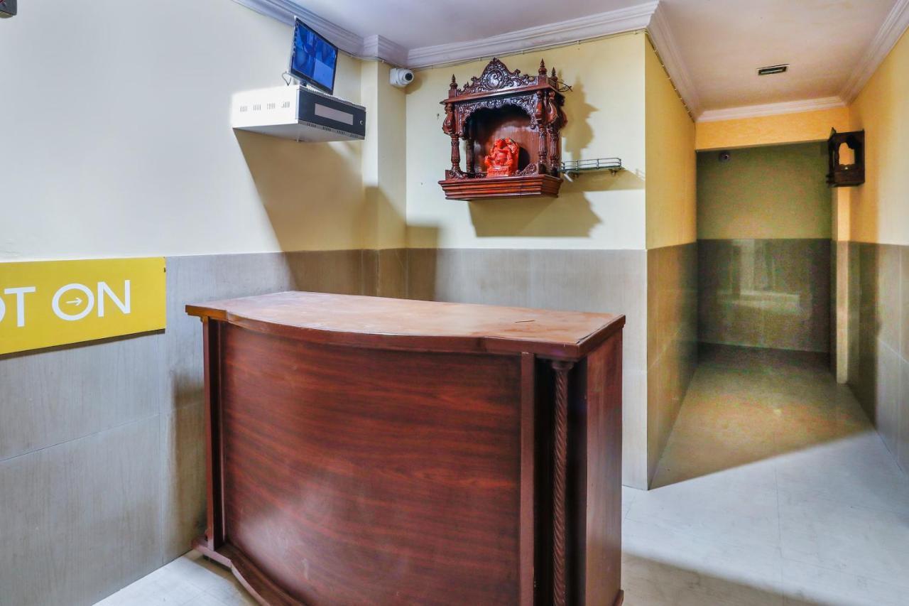 Ulhāsnagar Spot On 66527 Pallavi Lodge المظهر الخارجي الصورة