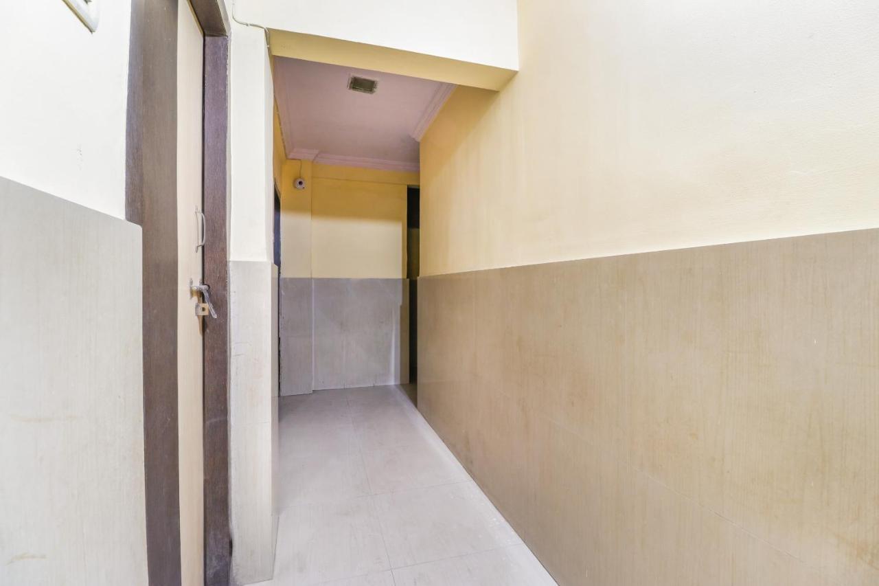 Ulhāsnagar Spot On 66527 Pallavi Lodge المظهر الخارجي الصورة